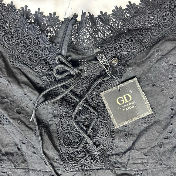 BLACK Thick lace boho off the shoulder, big sleeves mini dress - Picture 5 of 8